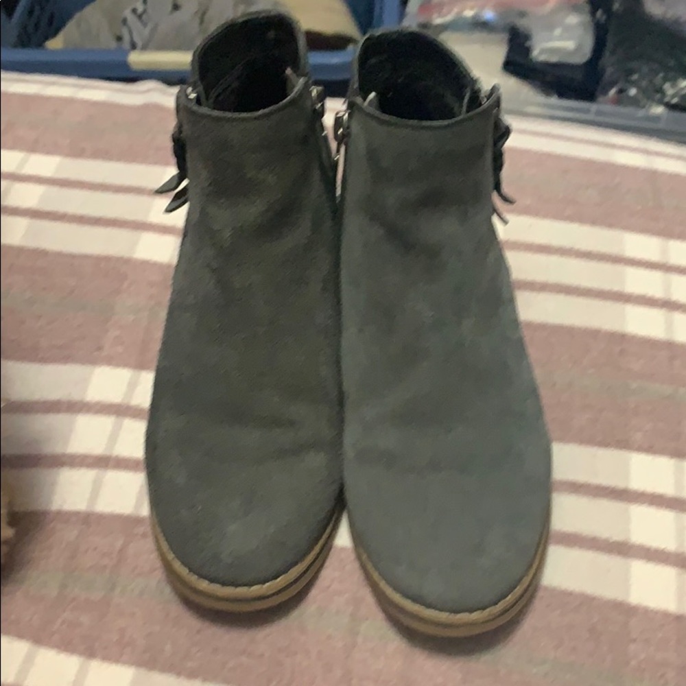 grey Blondo ankle boots